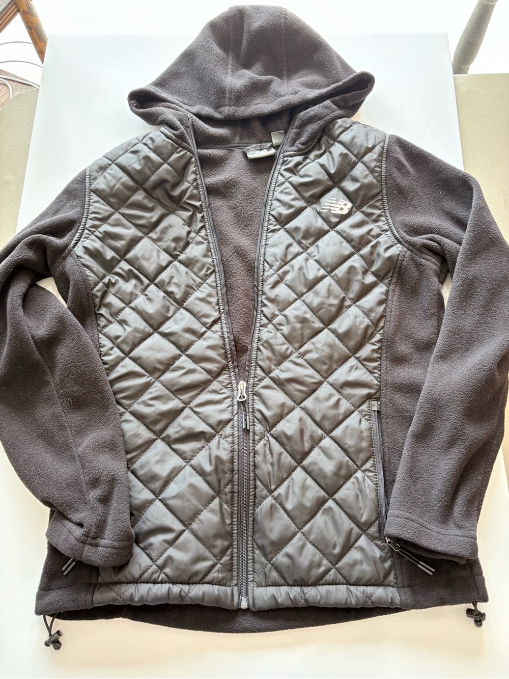 New Balance Quilted Hybrid Hooded Jacket - Black F102